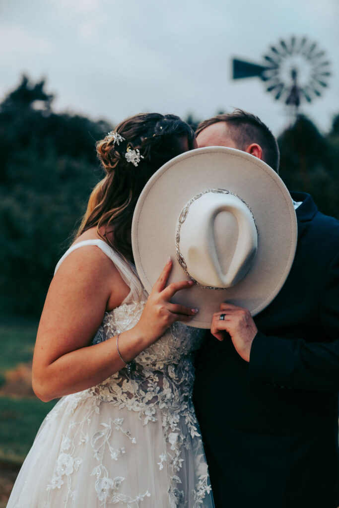 Raquel & Corey, Photographer: Sugarloaf Studio