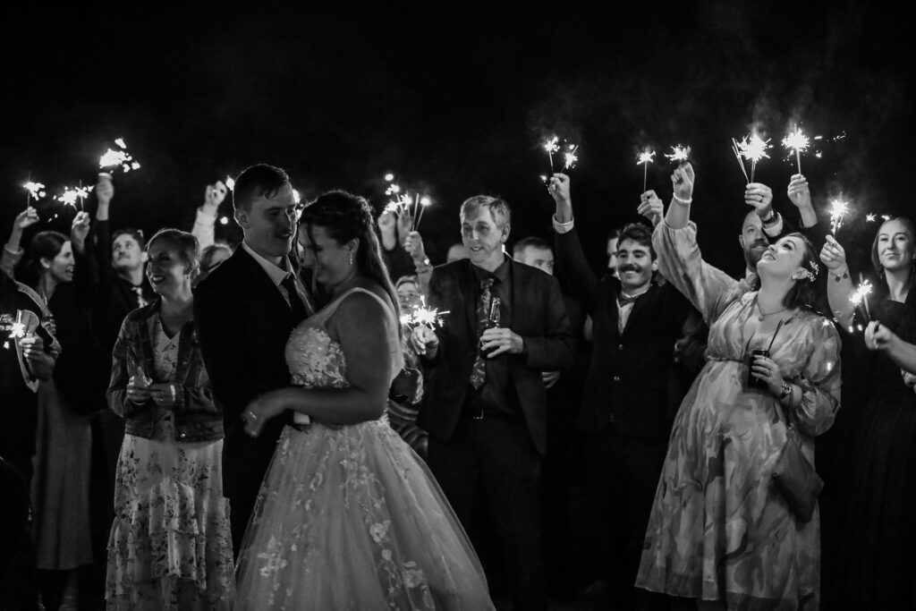 Raquel & Corey, Photographer: Sugarloaf Studio