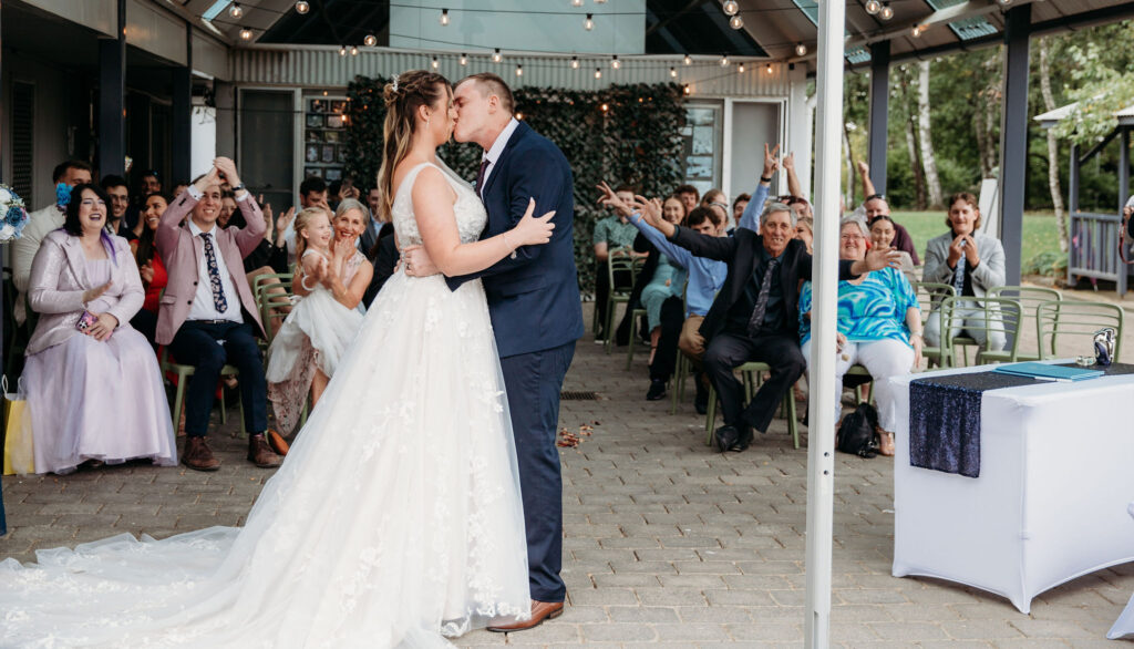 Raquel & Corey, Photographer: Sugarloaf Studio